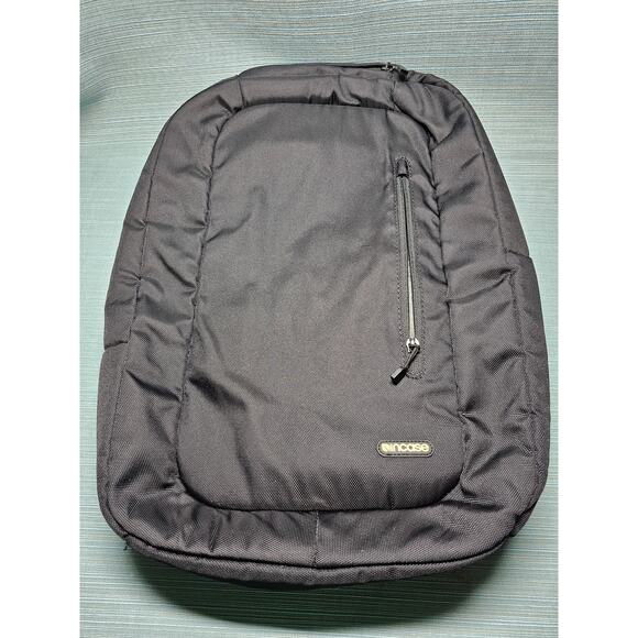 Incase ICON BACKPACK Black 06T-00259210 NWOT - Picture 1 of 5